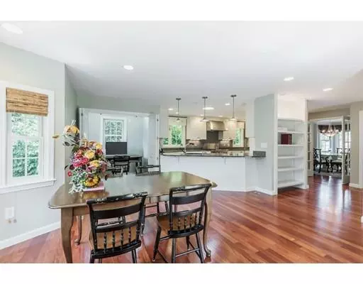 Andover, MA 01810,8 Cedar Rd