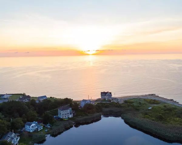 Plymouth, MA 02360,4 Fishermans Ln