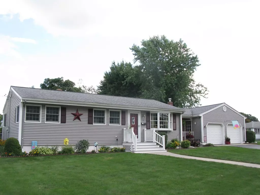 Swansea, MA 02777,21 Altham St