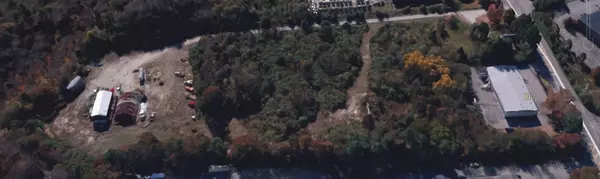 160 Grove St, Franklin, MA 02038