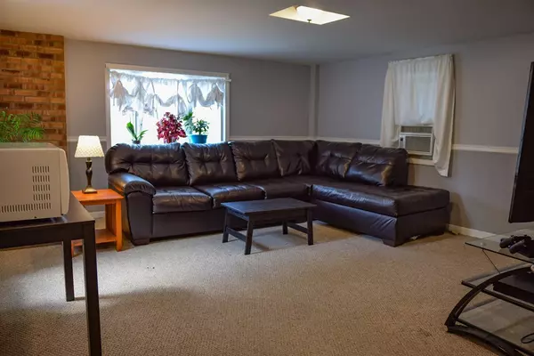 Fitchburg, MA 01420,121 Summit  Street