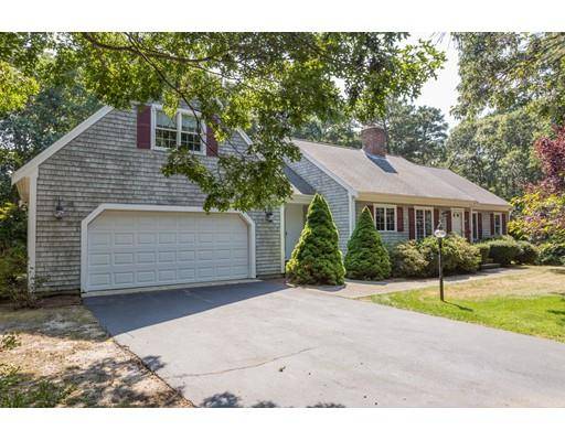 39 Pond St, Brewster, MA 02631