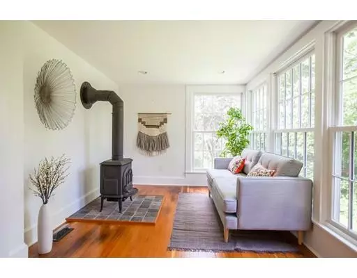 Wayland, MA 01778,468 Old Connecticut Path