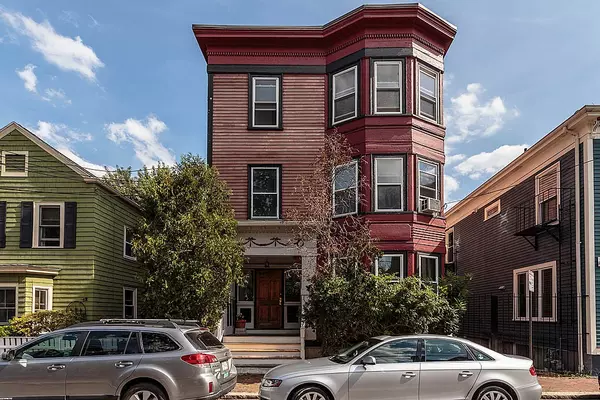 14 Salem Street #3, Cambridge, MA 02139