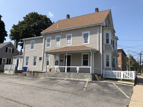 228-230 School St, Waltham, MA 02451