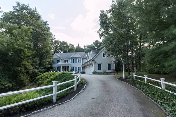 10 Lingley Lane, Wayland, MA 01778