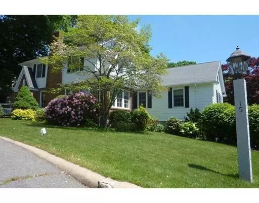 15 Ashcroft Rd, Medford, MA 02155