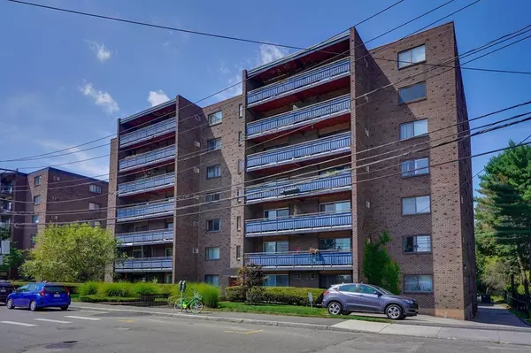 32 Whites Avenue #D43, Watertown, MA 02472