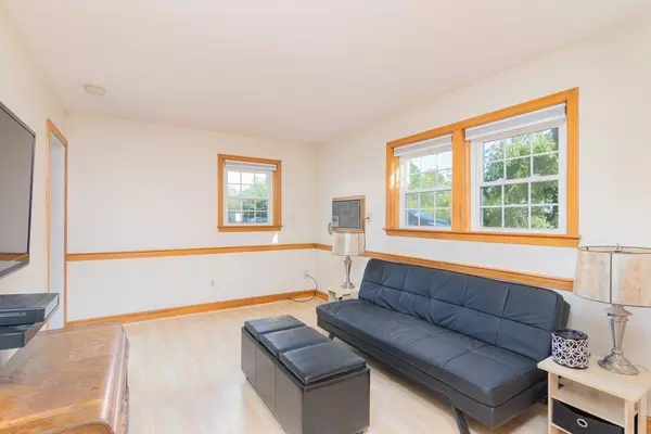 Weymouth, MA 02191,275 Neck St #B1