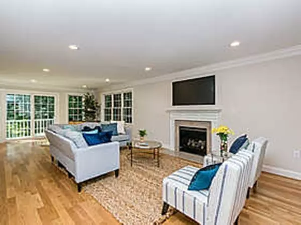 Arlington, MA 02474,62 James St