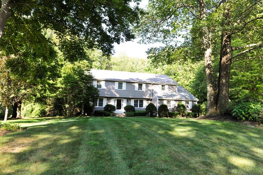 20 Spruce Lane, Holden, MA 01520