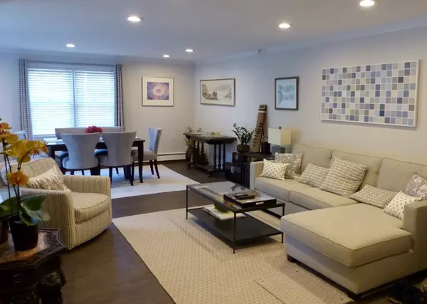 140 Lincoln Rd #218, Lincoln, MA 01773