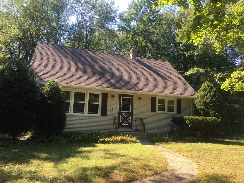 South Hadley, MA 01075,8 Young Circle