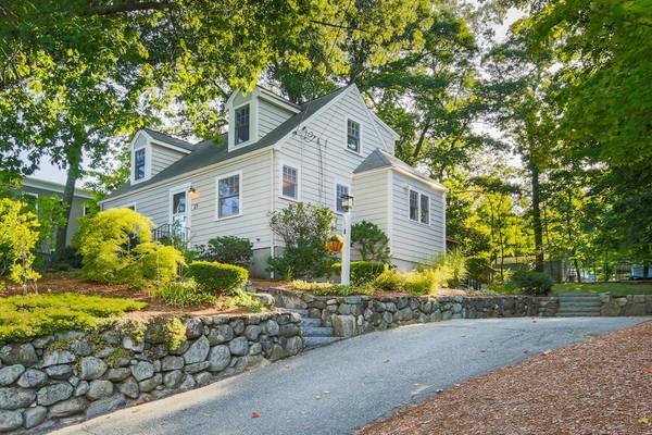 25 Fletcher, Lexington, MA 02420