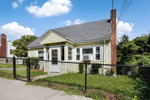 21 Lodgehill Rd, Boston, MA 02136