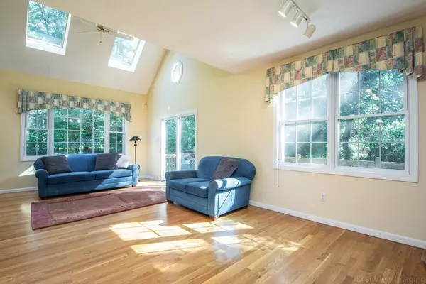 Littleton, MA 01460,40 Spectacle Pond Road