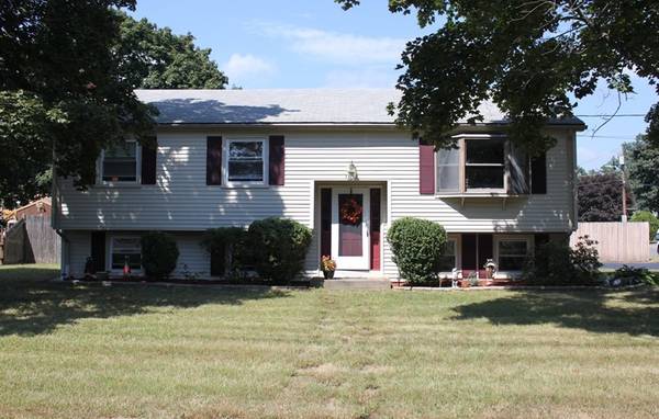 34 Esther Avenue, North Attleboro, MA 02760