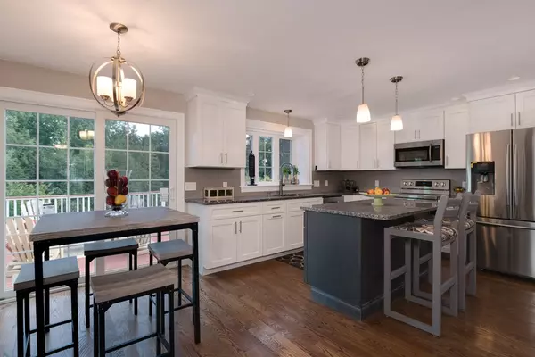 Rutland, MA 01543,15 Winifreds Way