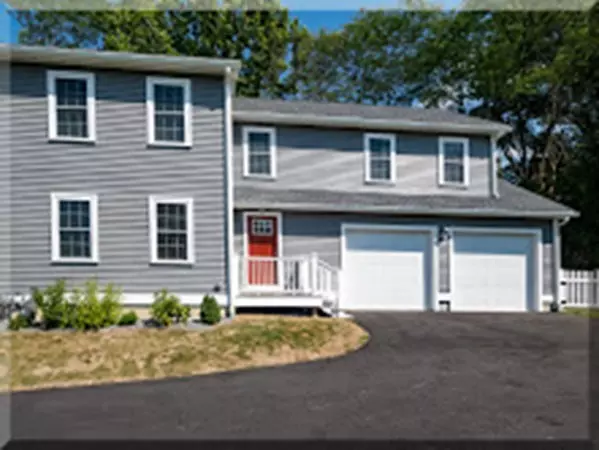 North Andover, MA 01845,32 Leyden Street #32