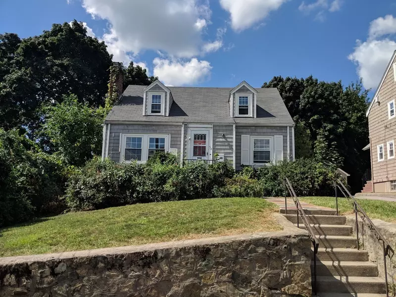 54 Powder House Rd, Medford, MA 02155