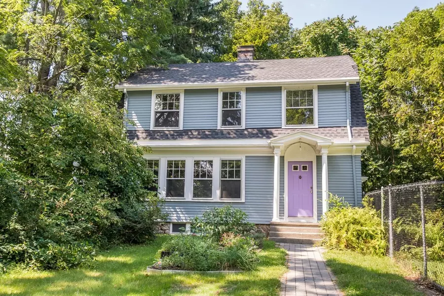 35 Lowell St, Andover, MA 01810