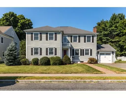 101 Bird St, Needham, MA 02492