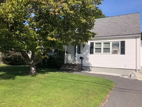 59 Wales St, Taunton, MA 02780