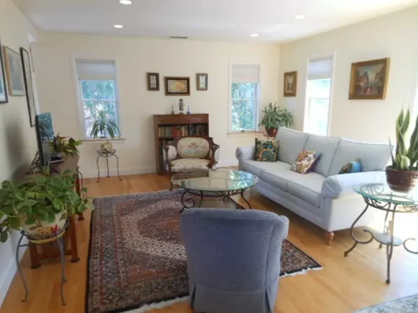 Dedham, MA 02026,22 N Stone Mill Dr #1121