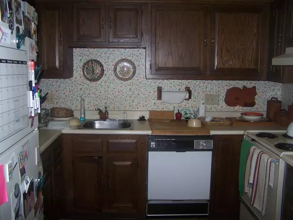 Peabody, MA 01960,1 Ledgewood Way #9