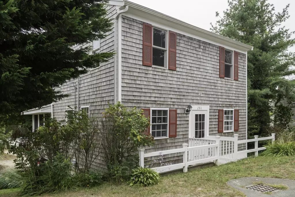 Chatham, MA 02633,281 Ridgevale Rd