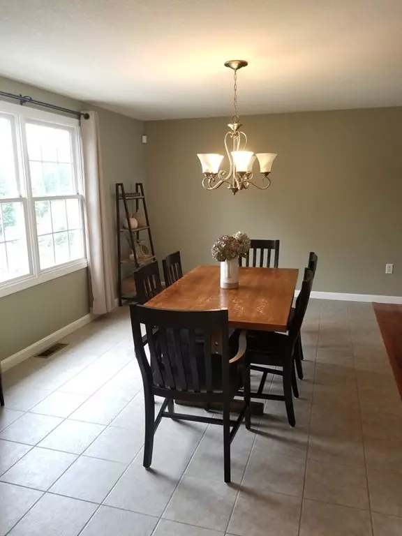 South Hadley, MA 01075,45 Spring St Ext