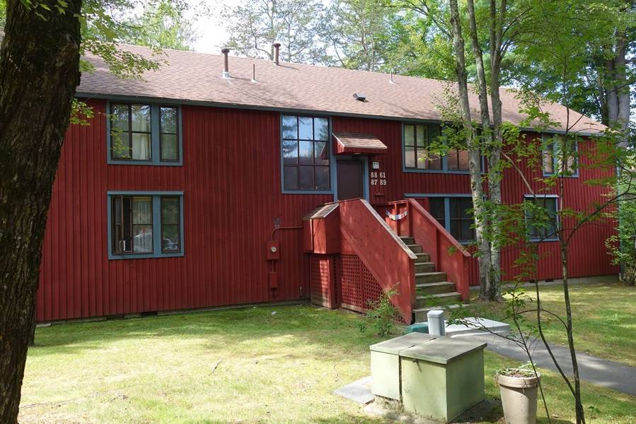 89 Pine Grove #89, Amherst, MA 01002