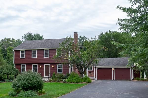 6 Stone Dr, Northborough, MA 01532