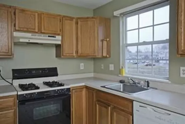 Ludlow, MA 01056,54 Waters Edge #54