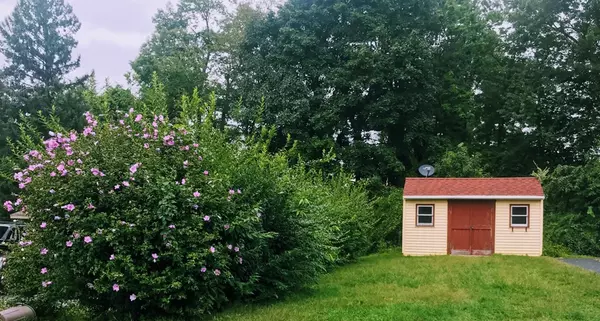 Fitchburg, MA 01420,69 Jeannette Street