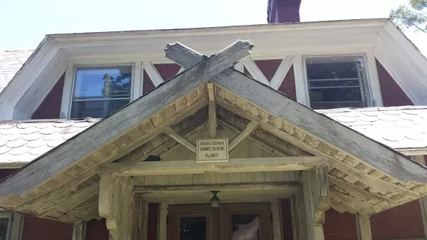 East Bridgewater, MA 02333,112 Hobart St