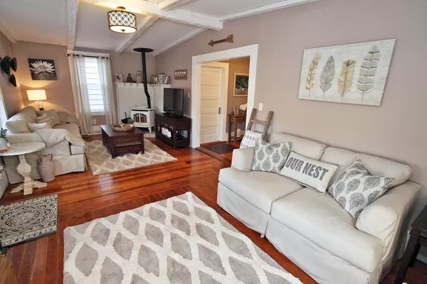 Acushnet, MA 02743,80 Main St