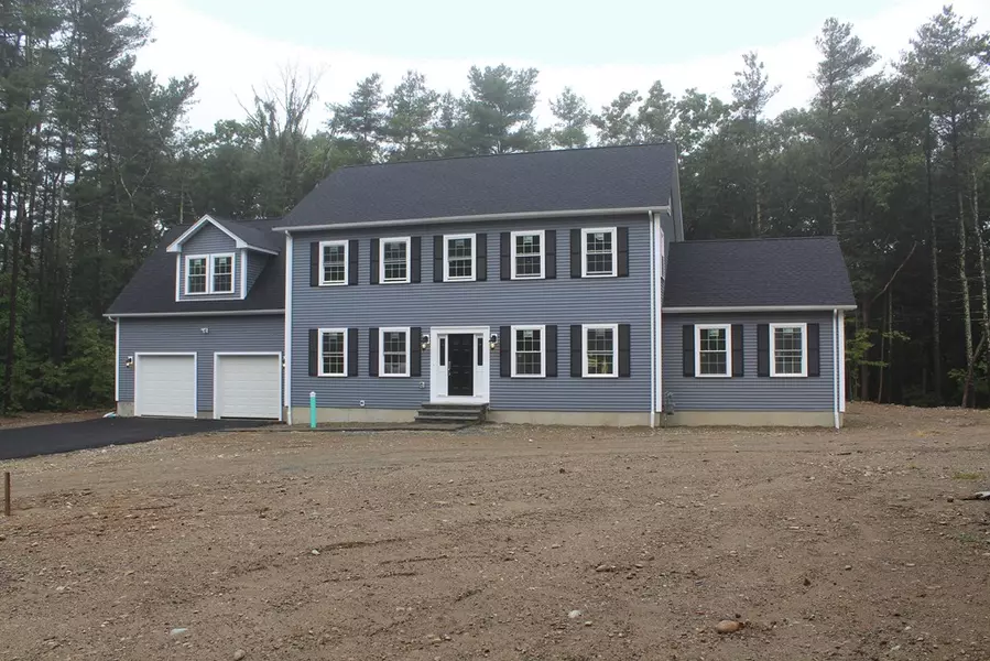 4 Hunter Lane, Walpole, MA 02081