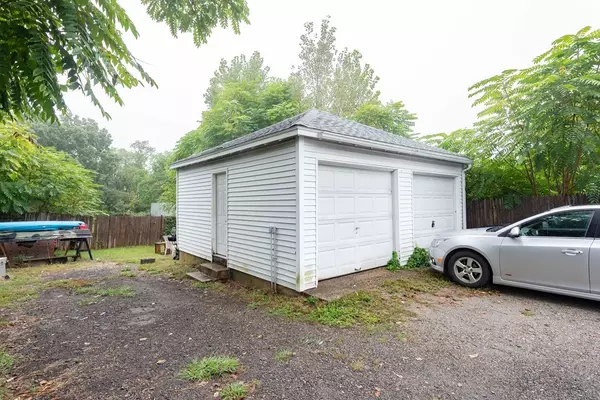 Norton, MA 02766,140 Barrows St