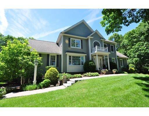 3 Dearborn Way, Middleton, MA 01949