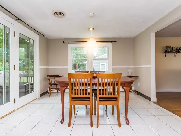 Milford, MA 01757,30 Sunset Dr