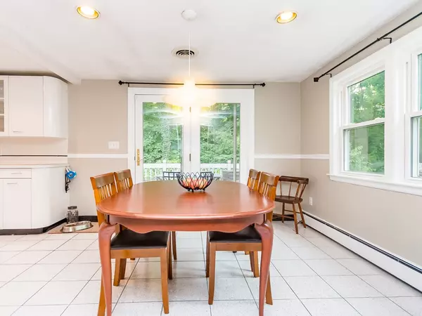 Milford, MA 01757,30 Sunset Dr