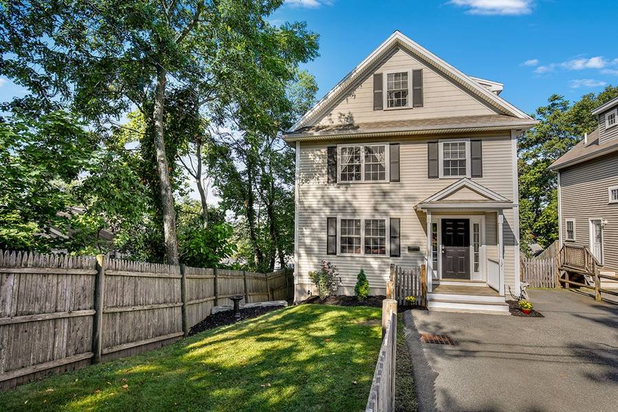 121 Marivista Avenue, Waltham, MA 02451