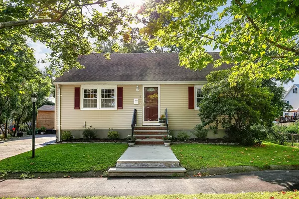 6 Fletcher St, Danvers, MA 01923