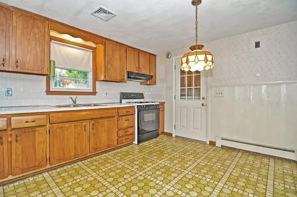 Milford, MA 01757,17 Trinity Drive