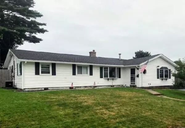 31 William Rd, Holbrook, MA 02343