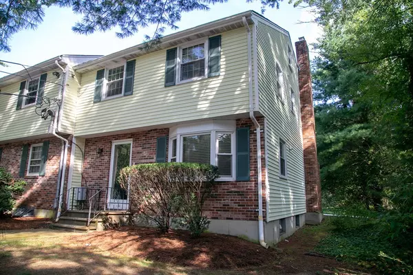 17 Meadowbrook Ln. #17, Easton, MA 02375