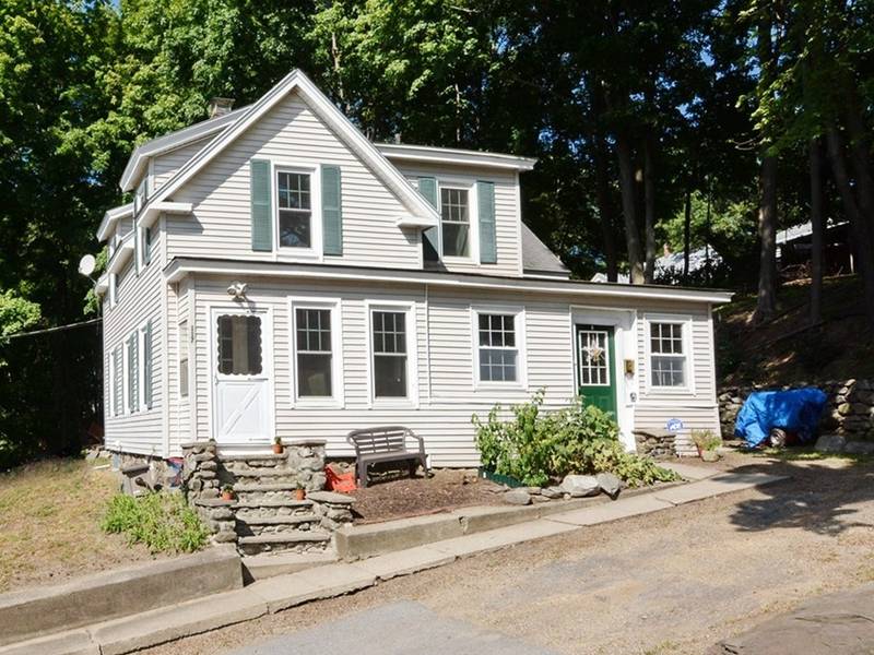 117 Manning St, Hudson, MA 01749