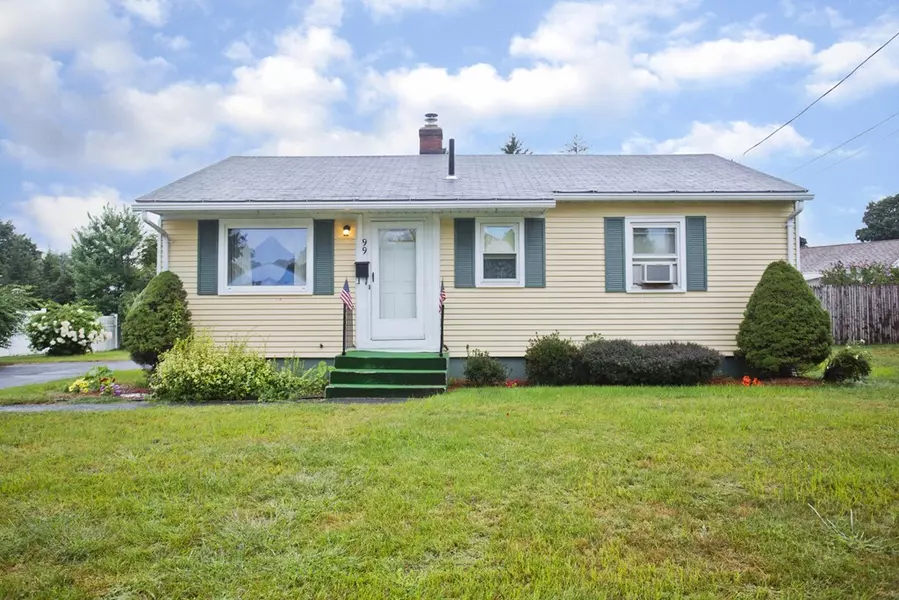 99 Mayflower Ave, Chicopee, MA 01013