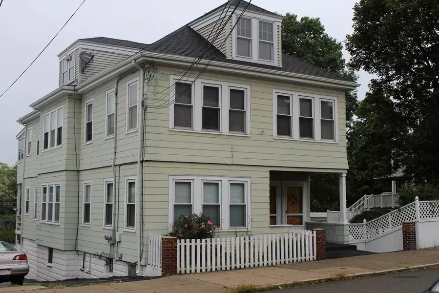 66-68 Clinton St, Chelsea, MA 02150